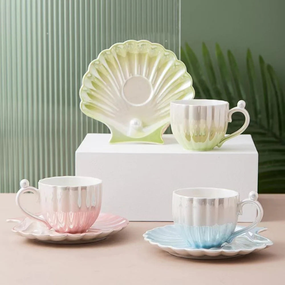 Decorative collectible ceramic cup set for gifting