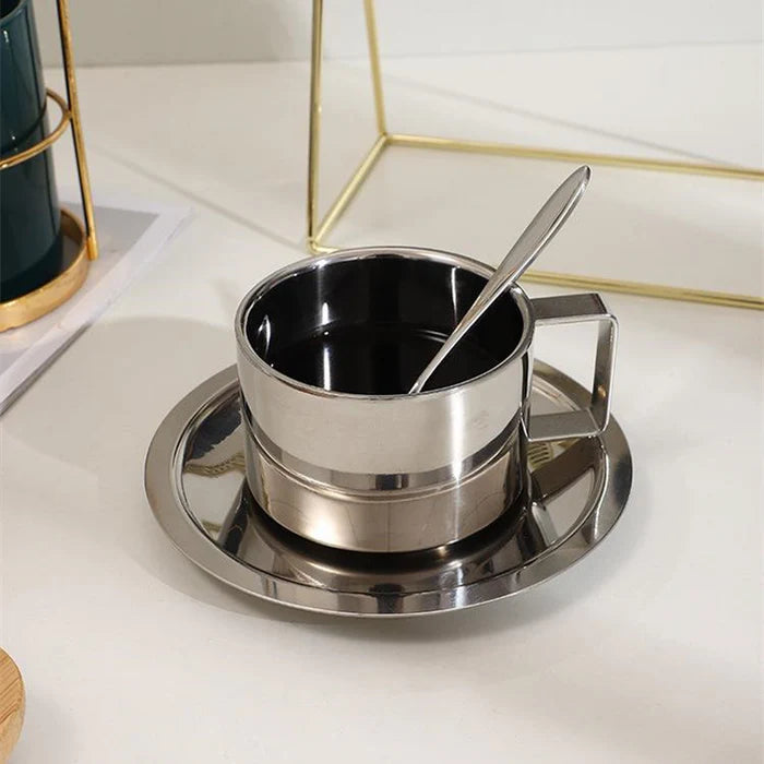 Insulated Stainless Steel Espresso Cup – Close-Up Showing Mirror Finish and Handle
